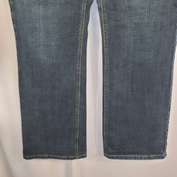 Chico's Platinum Bootcut Jeans Size 2.5 Dark Wash Women's Size 14 - Picture 5 of 12